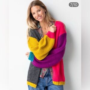 NWOT NATURAL LIFE Multicolor Oversized Color Block
Cardigan Sweater Sz L/ XL